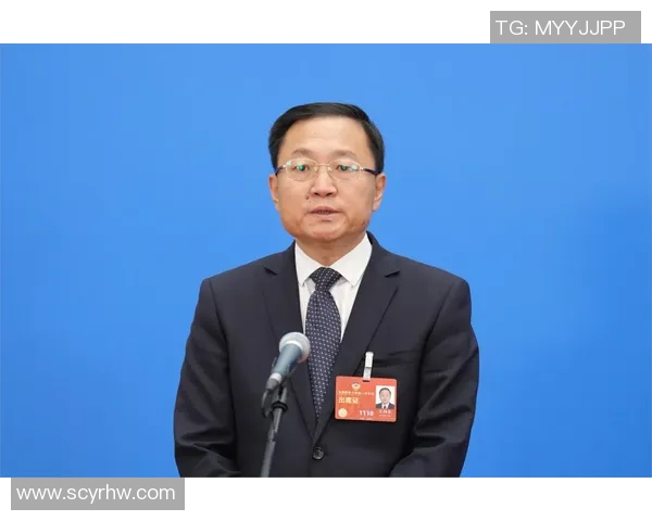 王敏专访：从青涩少年到足球巨星的成长之路回顾