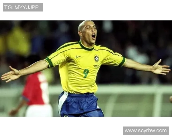 木偶足球明星盘点：那些在绿茵场上闪耀的木偶角色与他们的传奇故事